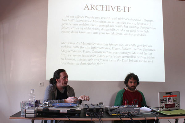 links Albrecht Dornauer & rechts Maurice Kumar (Subkulturarchiv Innsbruck)